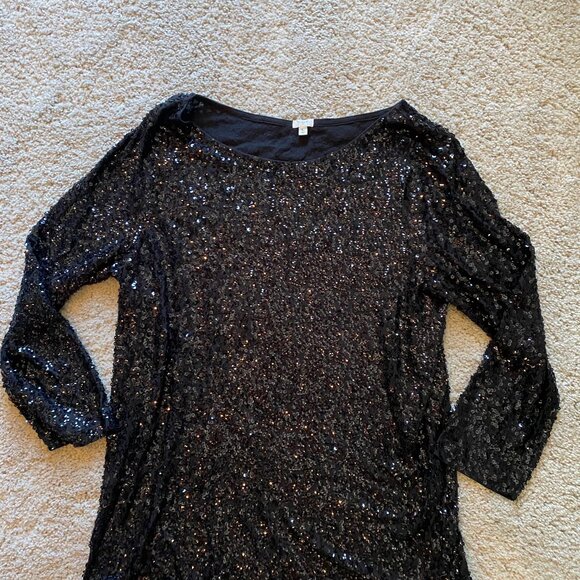 Super Stylish Sequined Top - Picture 1 of 1